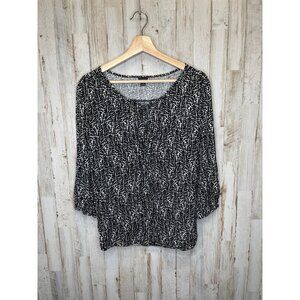 Ann Taylor small black and white top